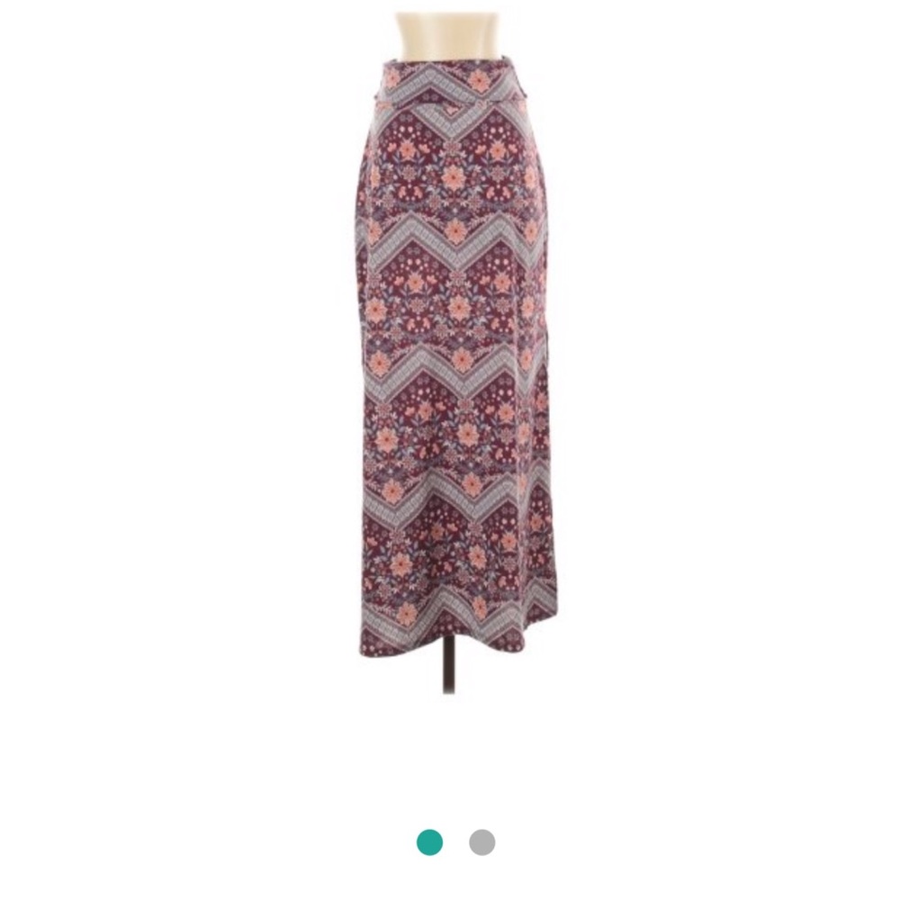 2/$15‼️ Joe B Floral Maxi Skirt